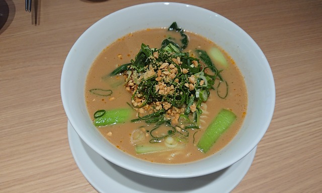 船橋の鼎泰豐(ディンタイフォン)で小籠包、担々麺、チャーハンを実食