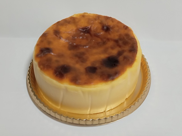 ベルツ（BELTZ）のバスクチーズケーキが極上旨い！ 