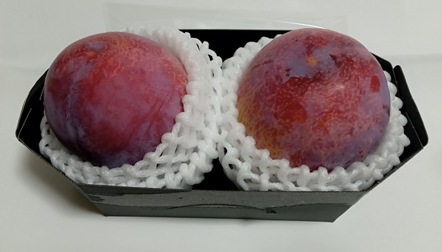 山梨県産の貴陽（きよう）プラムは爽やかな味！