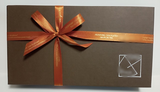 キャレ ショコラ／テリーヌ ショコラはル・スゥブランの洋菓子