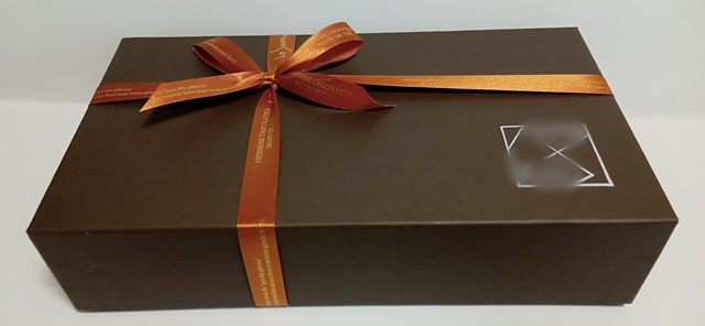 キャレ ショコラ／テリーヌ ショコラはル・スゥブランの洋菓子