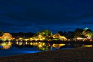 岡山後楽園の特別夜間開園『秋の幻想庭園』とは？紅葉の見頃や駐車場を解説