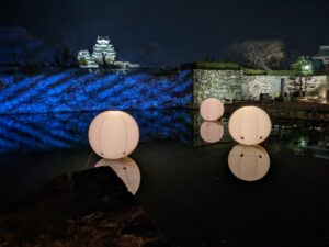 姫路城のライトアップ『鏡花水月』とは？アクセスや混雑状況を解説