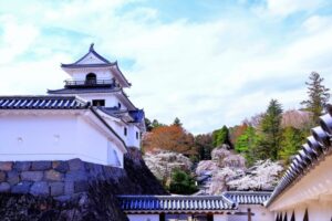 白石城（益岡公園）を観光する時のおすすめ駐車場は？アクセスも解説