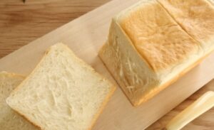 ローソンで紹介！食パンの耳のアレンジレシピが簡単美味しい
